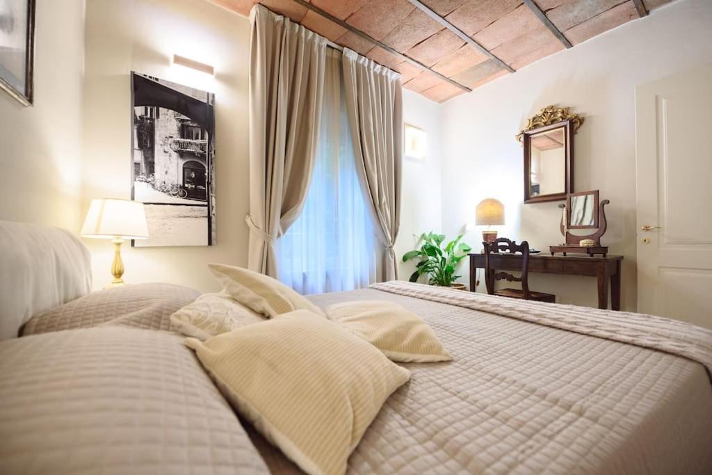 Corte Paolina - Charming Courtyard Inside ลุคคา ภายนอก รูปภาพ